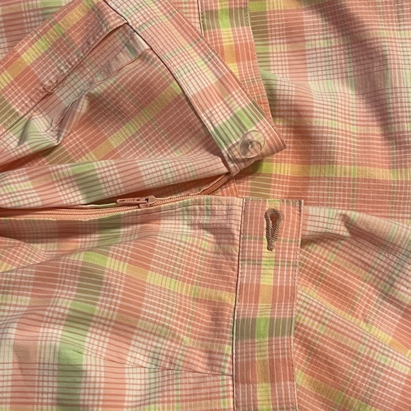 Liz Golf by Liz Claiborne Women’s Plaid Golf Skort. Size 6. Two pockets. - Picture 6 of 6